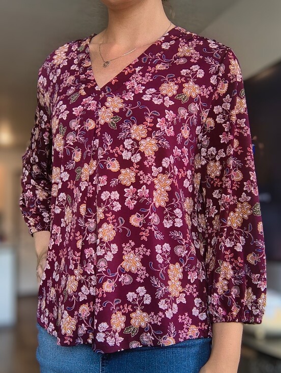 Vince Camuto Tops - Vince Camuto Burgundy Maroon Multi Floral V-Neck Long Sleeved Office Blouse